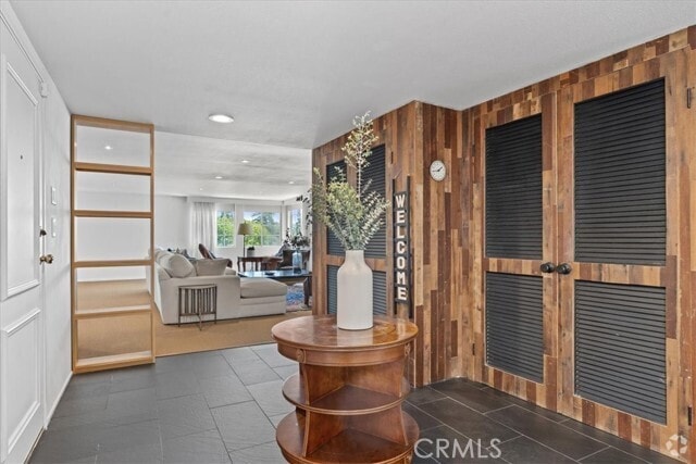 Building Photo - 5050 Coldwater Canyon Ave Unit 310 Rental