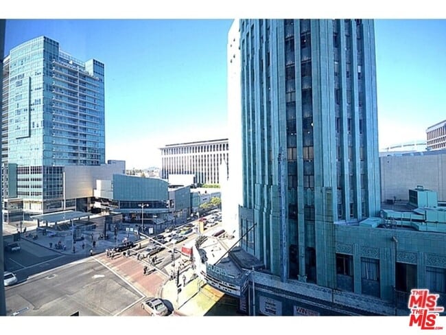 Photo - 3810 Wilshire Blvd Unit 1409