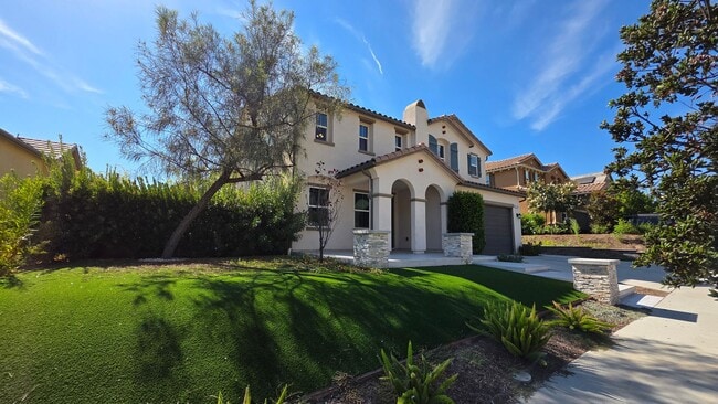 MOVE-IN READY 5+4 in Simi w/mountain views... - MOVE-IN READY 5+4 in Simi w/mountain views... House