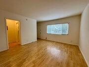 Photo - Steps from the famous Venice Boardwalk Apartment Unit 127 Vista Pl  02 ACTIVE
