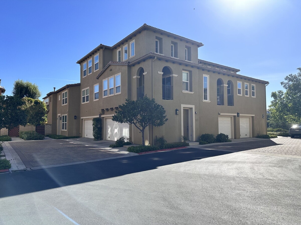 Westridge – Fairways | 3BR/3BA Townhome wi... - Westridge – Fairways | 3BR/3BA Townhome wi...