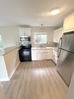 Photo - 931 W 19th St Apartment Unit 8
