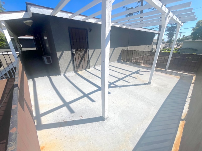 Photo - 587 Silverwood Ave Unit I