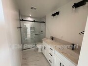 Photo - 856–858 W 47th St Unit #856A