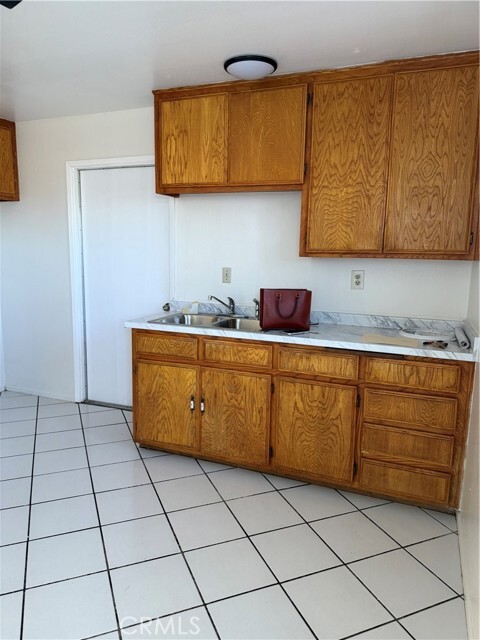 Photo - 16230 Sequoia St