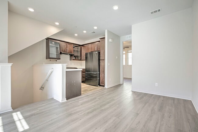 Photo - 14121 W Oak Ln