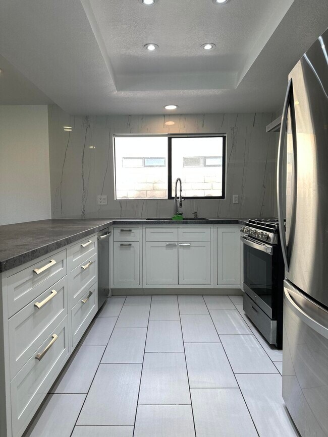 Photo - 27131 Shadowcrest Ln