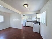 Photo - 172 W Plymouth St Unit Rear house