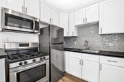 Photo - 405 W 3rd St Unit E
