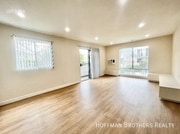 Photo - 860 S Ardmore Ave Unit 308