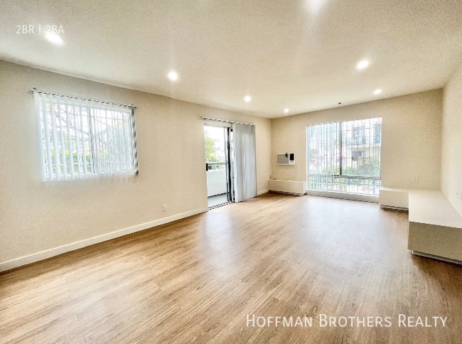 Photo - 860 S Ardmore Ave Unit 308