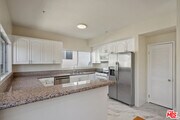 Photo - 923 Euclid St Unit 201