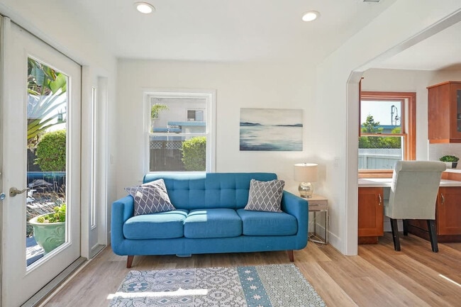 Photo - 2464 Jefferson St Unit ID1292598P