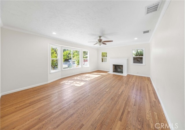 Building Photo - 2074 Summit Ave