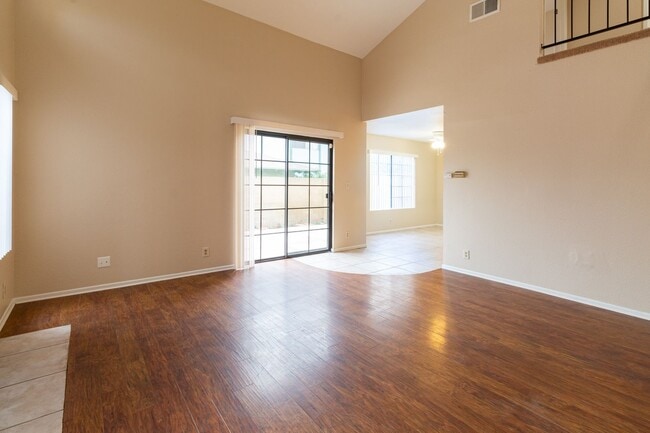 Photo - 18412 Patterson Ln Unit 18412-A