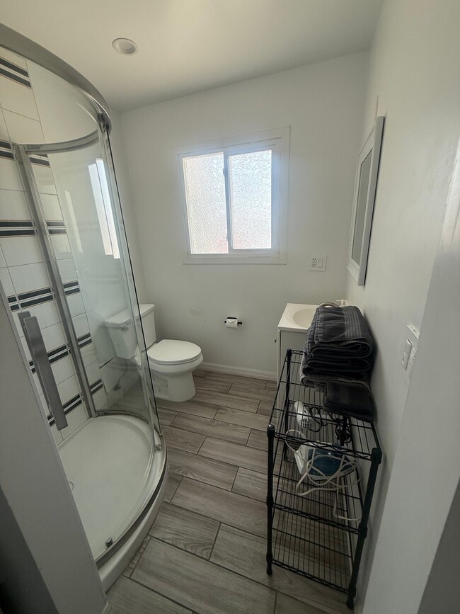 Photo - 1647 Ocean Front Walk Unit APT 11
