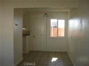 Photo - 933 E Navajo St