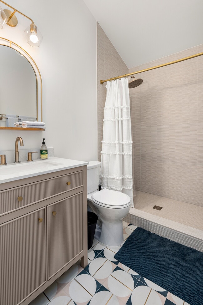 Photo - 8044 Nestle Ave