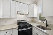 Photo - WHITNALL Unit 0008