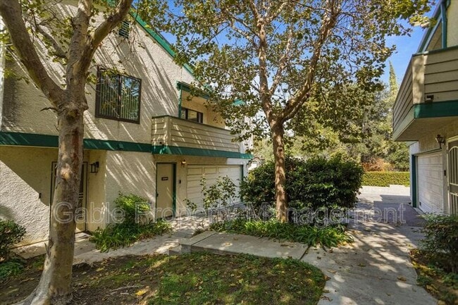 Building Photo - 23530 Newhall Ave Rental