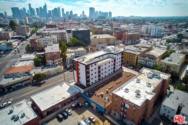 Photo - 719 S Hoover St Unit 405