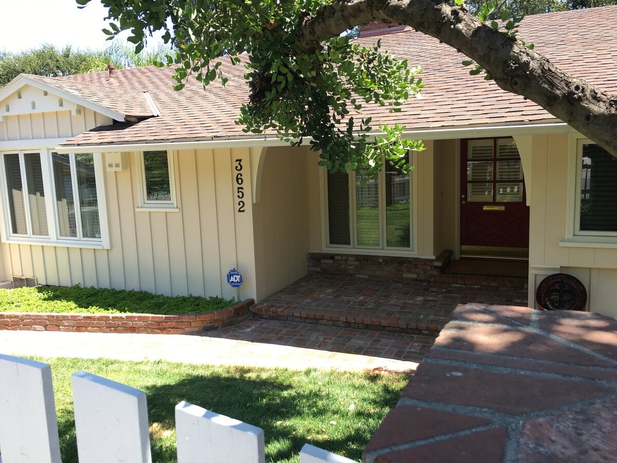 Photo - 3652 Woodcliff Rd