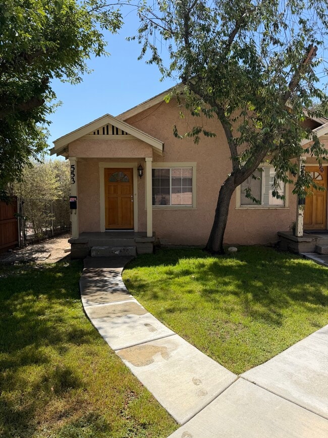 front door - 553 Lincoln Ave Unit 553 Lincoln Ave