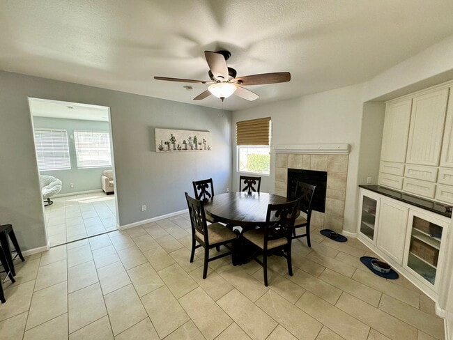 Photo - Spacious 6 bedroom home