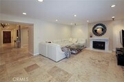 Photo - 16513 Moorpark St