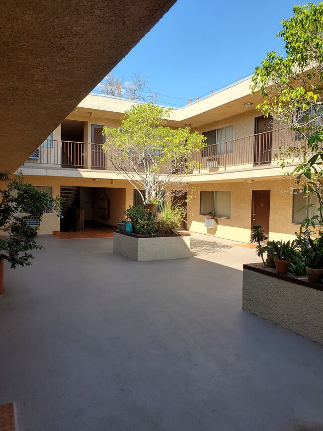 Photo - Mariposa Apartments