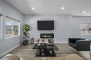 Photo - 1727 N Kenmore Ave House