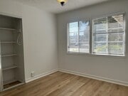 Photo - 23123 Cohasset St