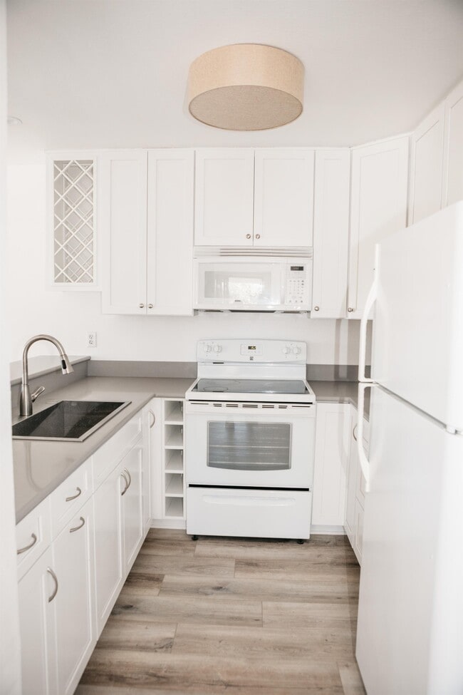 Photo - 681 Diamond Way Townhome