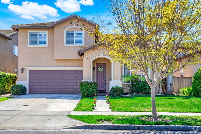 Building Photo - 1396 Carneros Valley St Rental