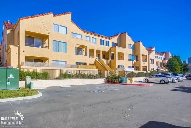Building Photo - Charming 2Bdm 2Ba Condo in The Venetian Community of La Jolla