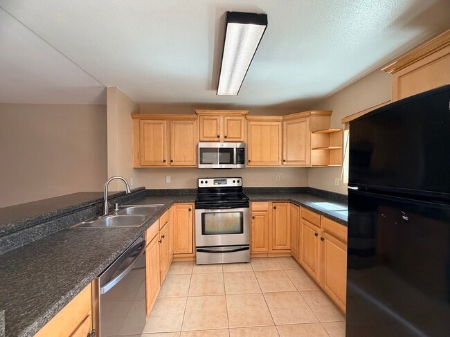 Photo - 7545 Charmant Dr