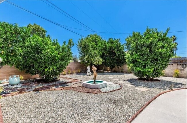 Photo - 7800 Fairchild Ave