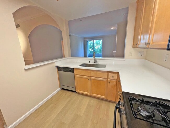 Photo - 2969 Kelton Ave Unit 105