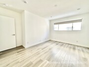 Photo - 318 S Mariposa Ave