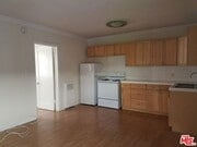 Photo - 615 N Rossmore Ave