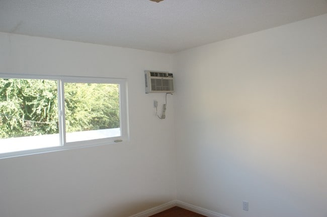 Bedroom - 642 Huntley Dr Unit #3