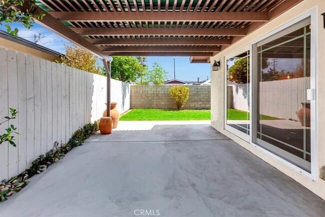 Photo - 1522 Robin Rd