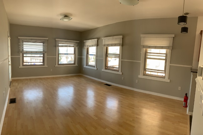 Photo - 2245 Curlew St Unit 1