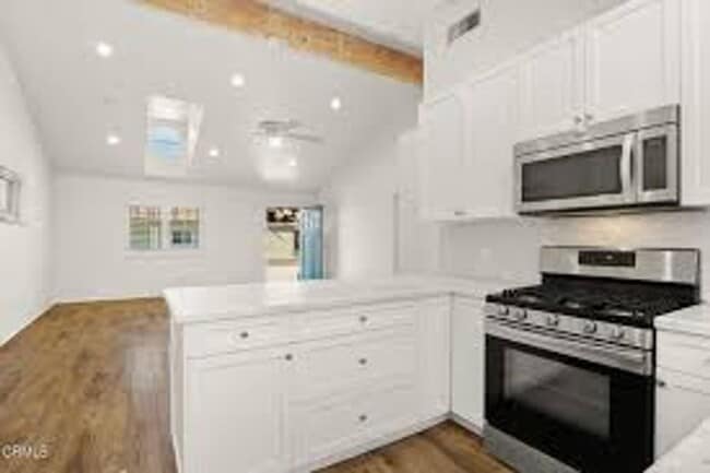 Photo - PIERPONT Beach 2+2 beach house for lease