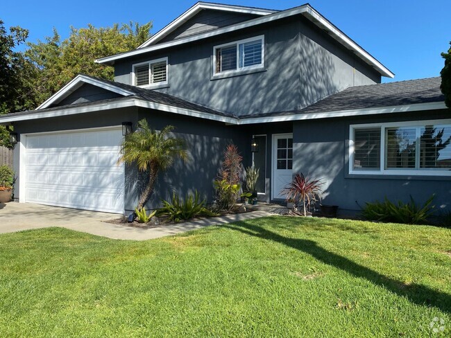 Building Photo - Beautiful Carlsbad Home!