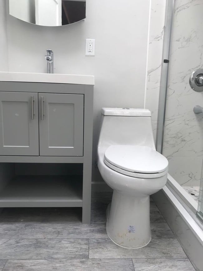 bathroom has sky light - 1424 E Florida St Unit A