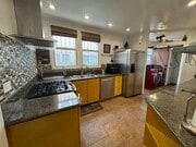 Photo - 1058 S Redondo Blvd Unit 1058