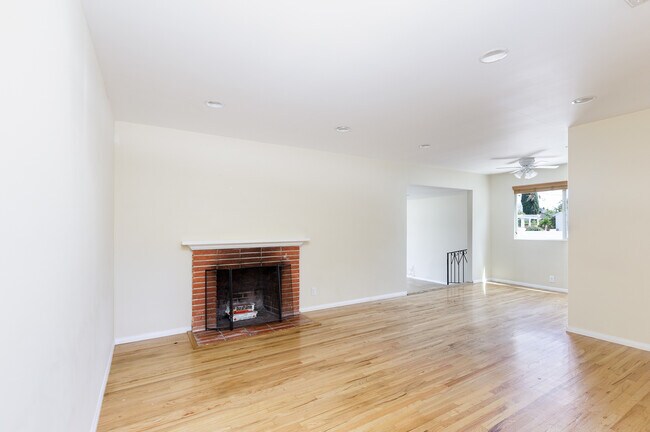 Photo - Move-In Ready 3BD/2BA Home Near Woodland Hills
