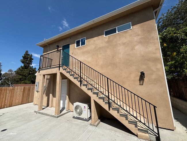 Building Photo - 4112 Pepper Dr