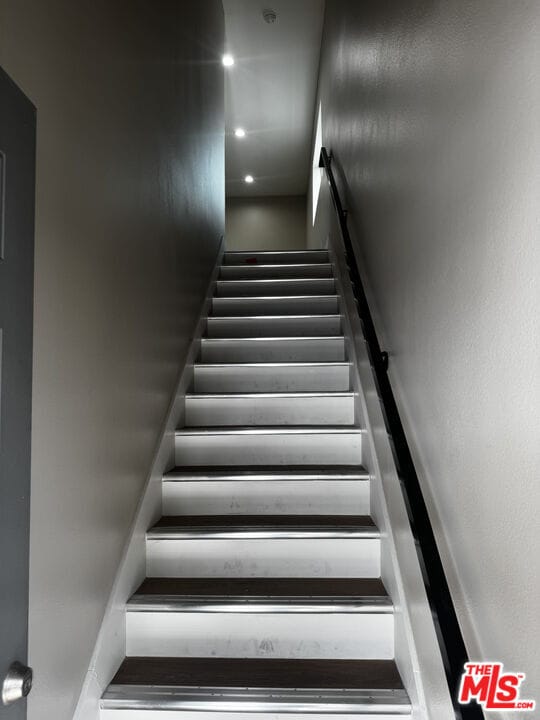 Photo - 731 E 33rd St Unit 1/2